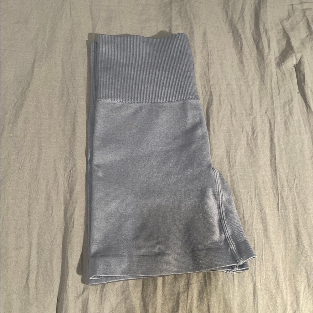 Aritzia TNA shorts
